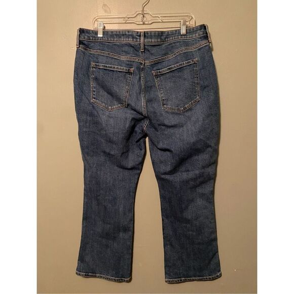 Old Navy Light Wash High Rise Vintage Flare Crop Jeans Size 14 NWT - Picture 5 of 5